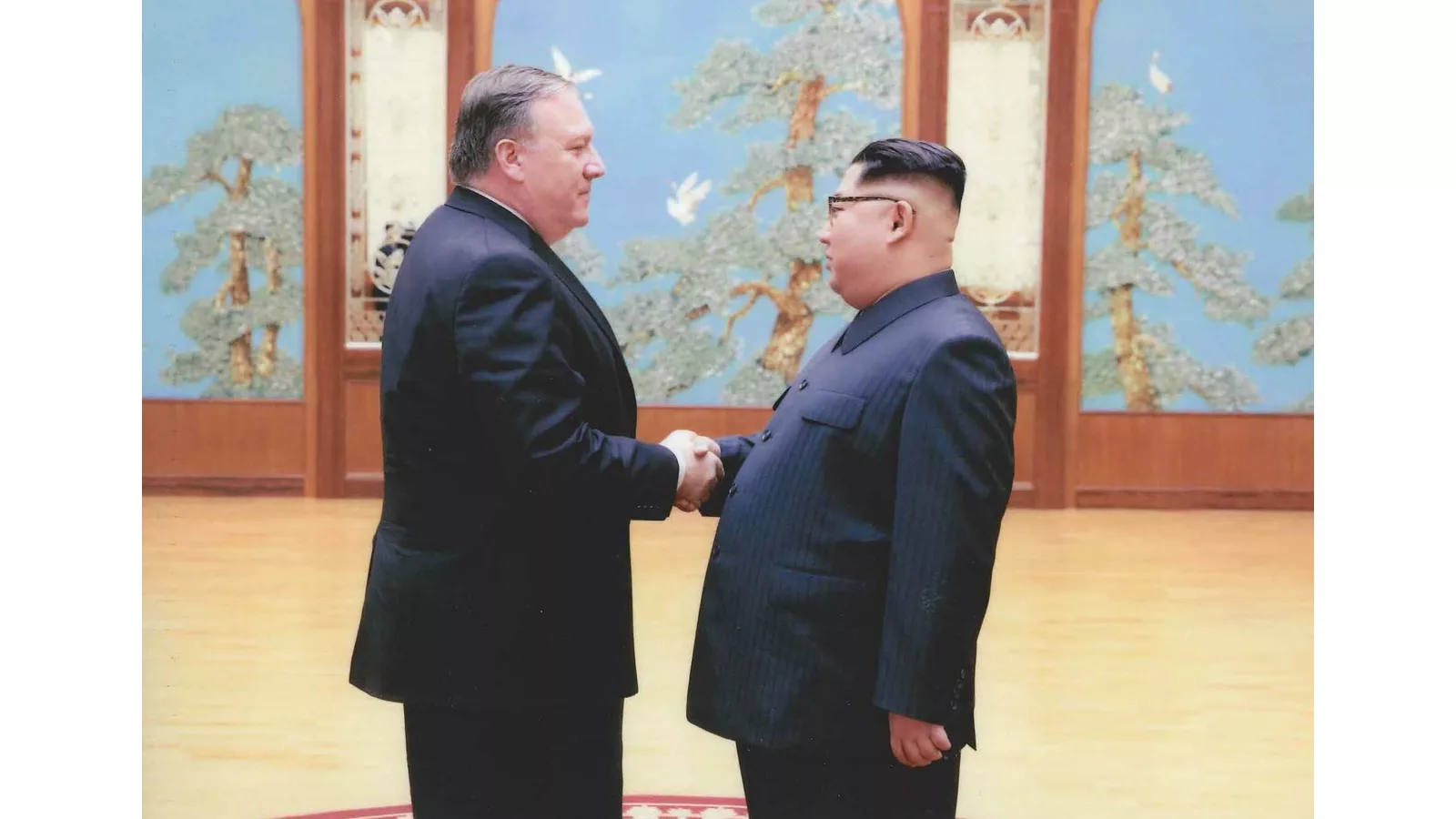 Kim Jong-un prešao novi most na putu u Kinu