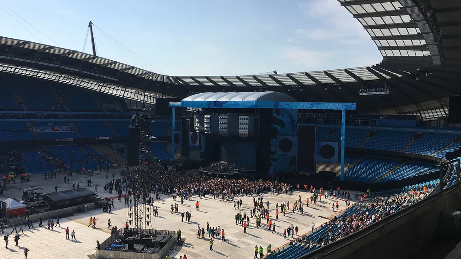 Ed Sheeran Concert at Manchester City's Etihad Arena Football Stadium. Ilustracija uz vest: Robert Kraft: Ed Sheeran tražio donaciju od 2 miliona dolara za humanitarnu pomoć