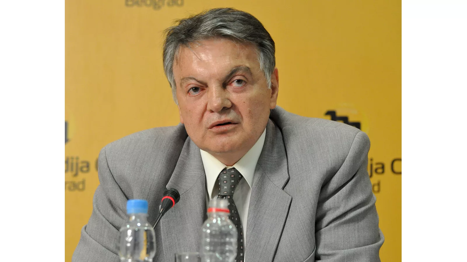 Milovan Bojic-mc.rs.jpg. Милован Бојић српски лекар. Ilustracija uz vest: Milovan Bojić o Institutu Dedinje: obuka lekara iz sveta i uloga srpskih stručnjaka