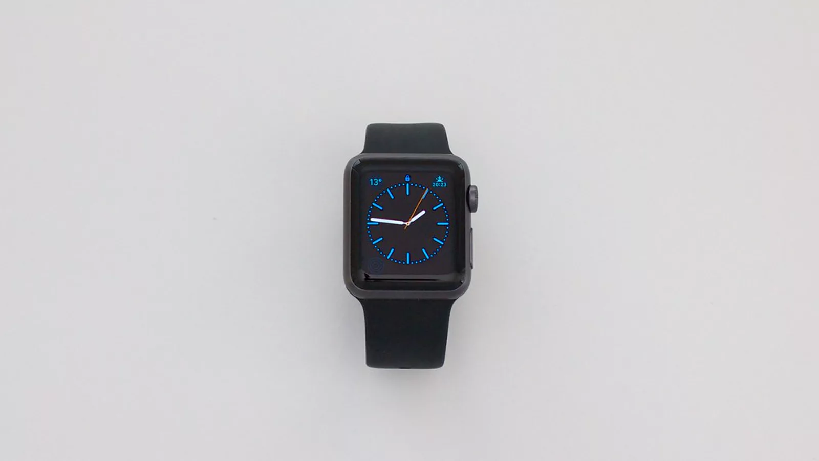 Apple Watch Sport. Ilustracija uz vest: Apple Watch Ultra 4 na testu: Series 12 smanjuje razliku prema najskupljem modelu