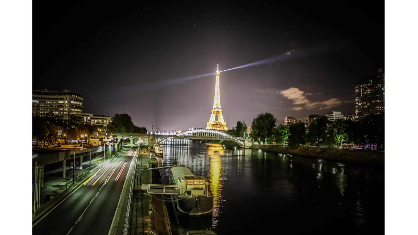 Eiffel Tower: direktor kompanije koja upravlja tornjem odlazi posle spornog postupanja prema radnicama