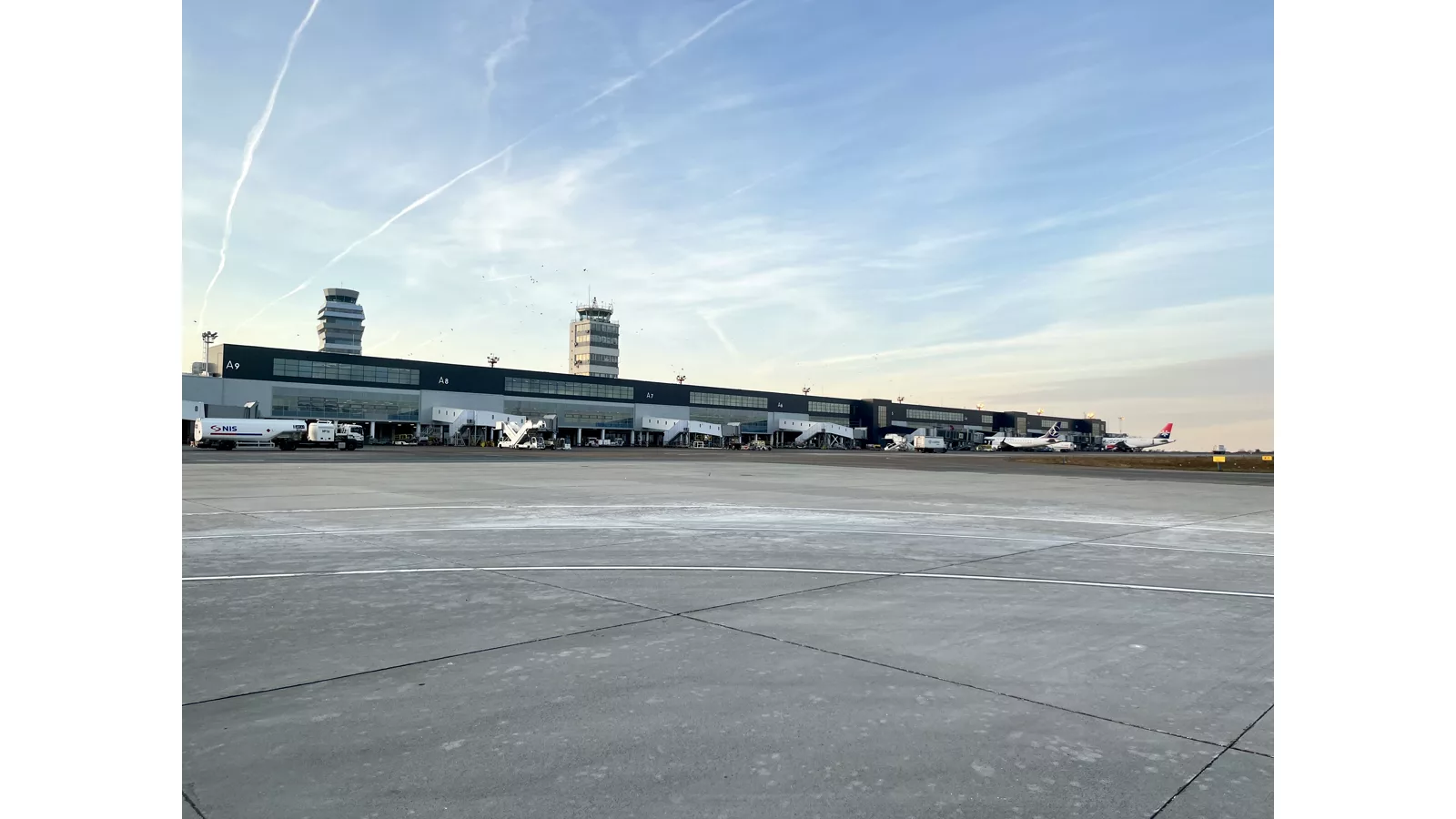 Završene vanredne kontrole na Beogradskom aerodromu posle greške u kretanju putnika