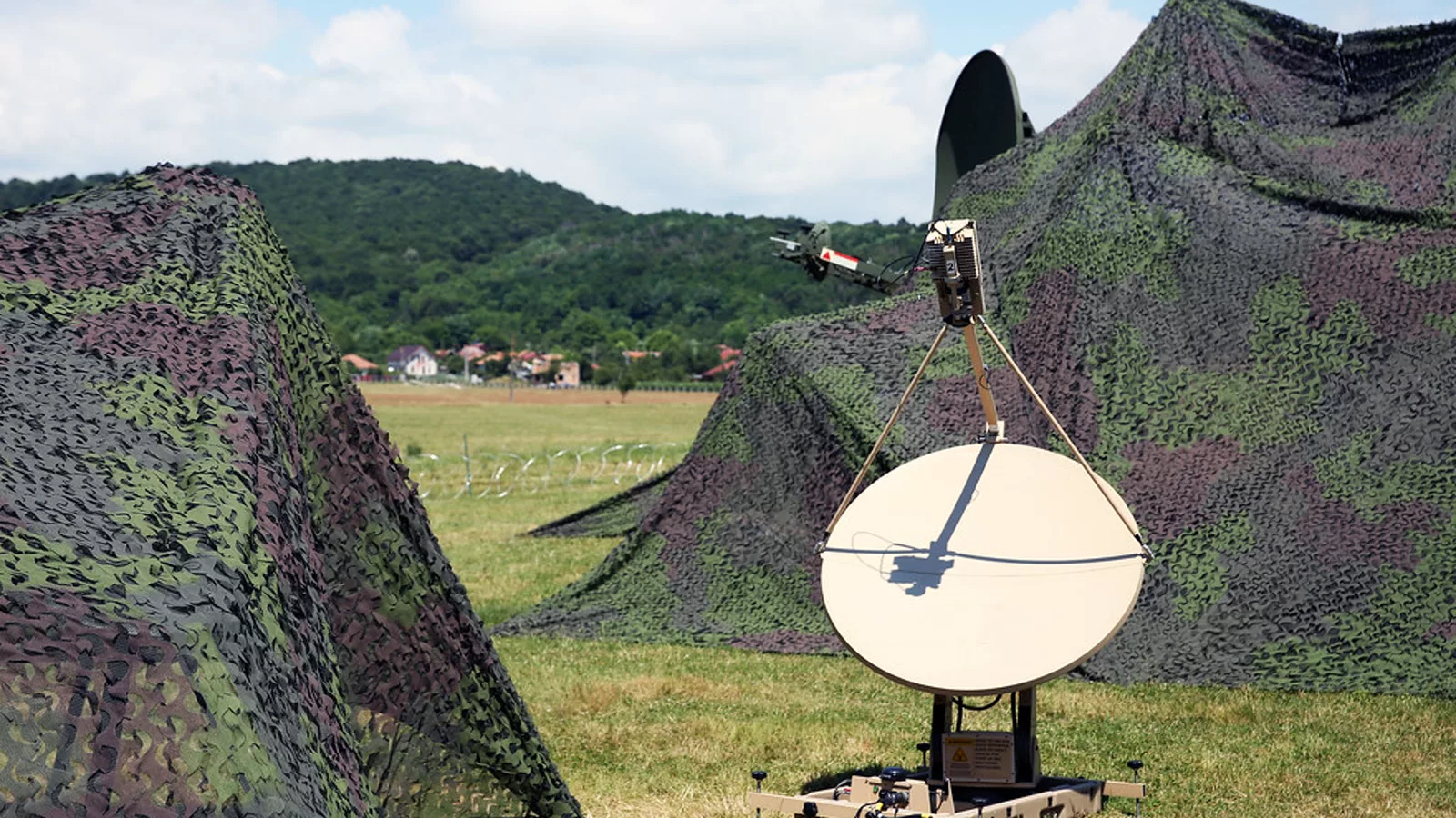 Signal Soldiers enable mission command for Saber Guardian 17 wet gap crossing. [{'name': 'africa', 'accuracy': None, 'unstable__provider': 'flickr'}, {'name': 'computer', 'accuracy': None, 'unstable__provider': 'flickr'}, {'name': 'cyber', 'accuracy': None, 'unstable__provider': 'flickr'}, {'name': 'cybersecurity', 'accuracy': None, 'unstable__provider': 'flickr'}, {'name': 'europe', 'accuracy': None, 'unstable__provider': 'flickr'}, {'name': 'nato', 'accuracy': None, 'unstable__provider': 'flickr'}, {'name': 'network', 'accuracy': None, 'unstable__provider': 'flickr'}, {'. Ilustracija uz vest: ShinyHunters obnovio masovne napade na Oracle PeopleSoft uz zaobilaženje WAF pravila